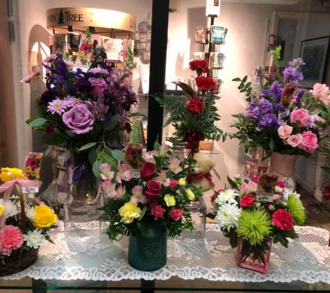 Don's Own Flower Shop, Inc - Geneva, NY