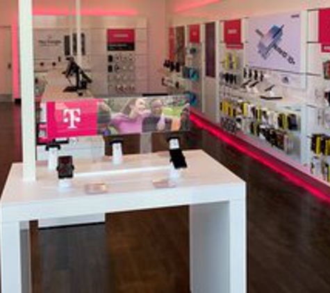 T-Mobile - Akron, OH