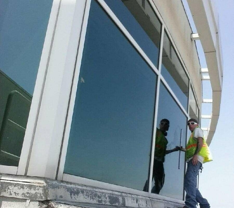 B K Window Cleaning - Oxnard, CA