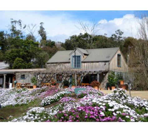 Kates Berry Farm - Swansea, TAS