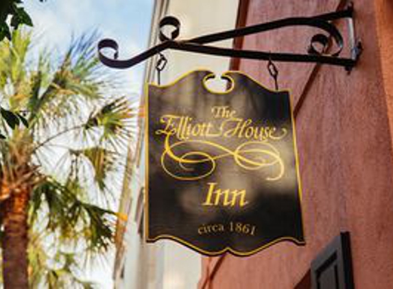 The Elliott House Inn - Charleston, SC