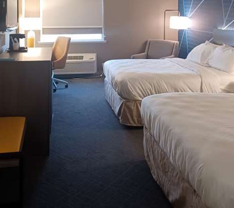 Comfort Inn Near Indiana Premium Outlets - Edinburgh, IN