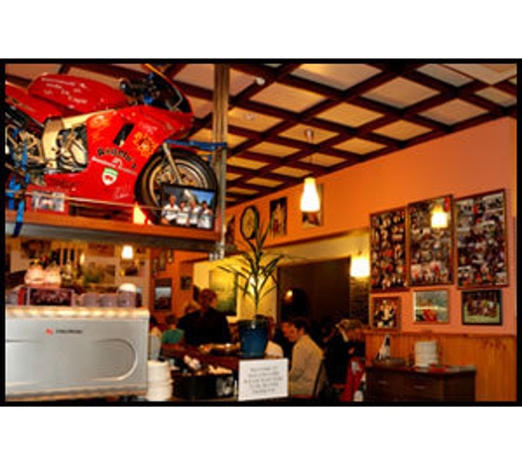 Isola Di Capri Pizza Restaurant Pty Ltd - Cowes, VIC
