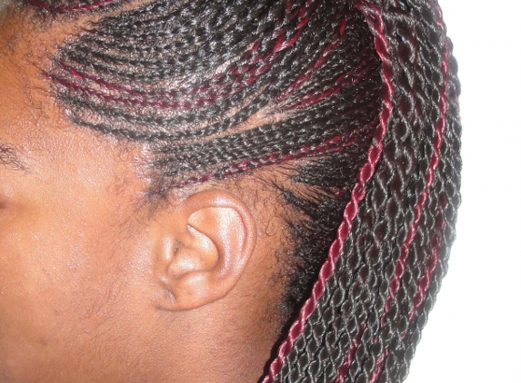 Siah Hair Braiding - Upper Darby, PA