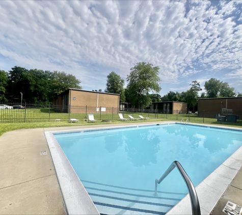 Glenview Apartments - Clarksville, IN