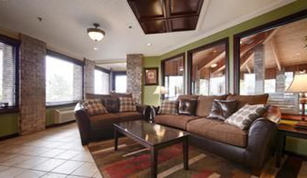 Baymont Inn & Suites - Delaware, OH