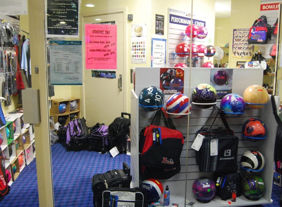 Super Bowl Warwick - Warwick, WA. There Are Always Fun Social Bowling Activities Happening At Super Bowl Warwick