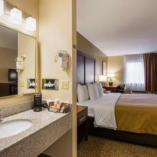 Comfort Inn - Waverly IA Hotel - Waverly, IA