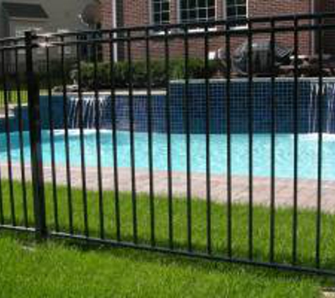 Radiance Aluminum Fence - Chesterfield, MI