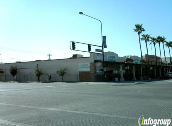 Uptown Bridal & Boutique - Tempe, AZ