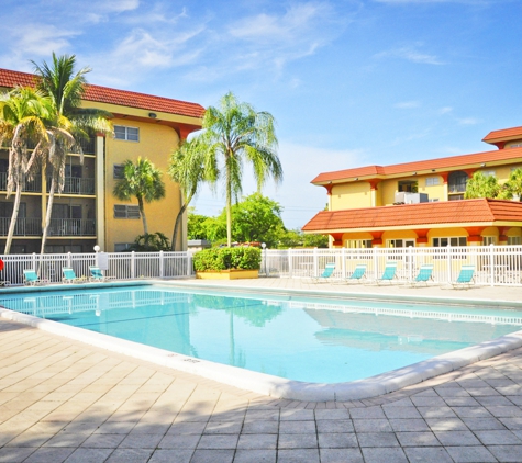 Del Oro Apartment Homes - Plantation, FL