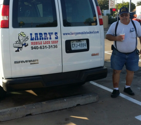 Larry's Mobile Lock Shop - Wichita Falls, TX. Larry with his full service van.  33 years experience in Wichita Falls Tx !