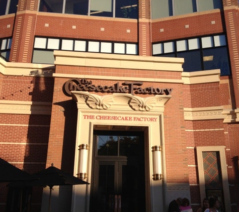 The Cheesecake Factory - West Hartford, CT