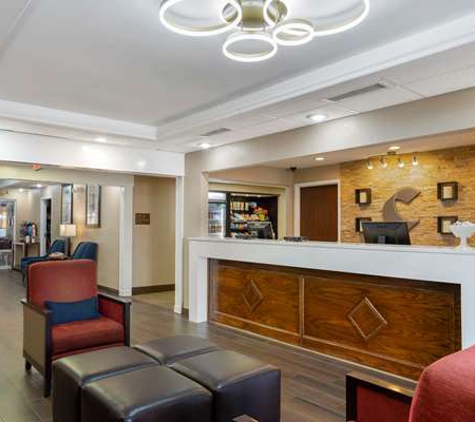 Comfort Inn & Suites - near Robins Air Force Base Main Gate - Warner Robins, GA