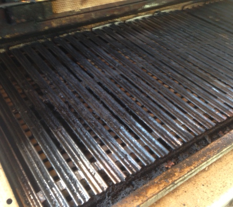 Indy BBQ Grill Cleaning - Indianapolis, IN. Before Cleaning