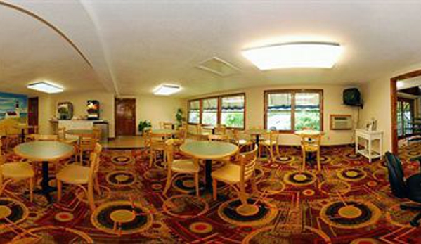 Captains Quarters Motel and Conference Center - Eastham, MA