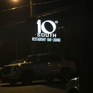 10 Degrees South - Atlanta, GA. Night shot of the sign.