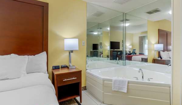 Comfort Inn & Suites Hillsville I-77 - Hillsville, VA