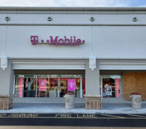 T-Mobile - Oakland Park, FL