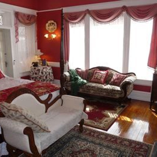 Berkeley House Bed & Breakfast - Staunton, VA