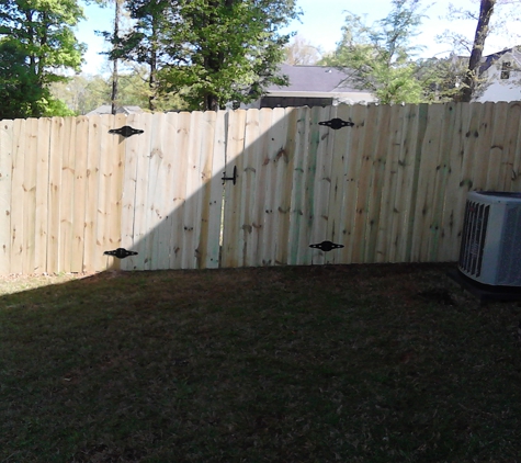 Four Seasons Fencing - Pell City, AL