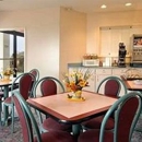 Bayshore Inn - Bed & Breakfast & Inns