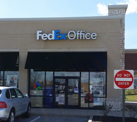 FedEx Office Print & Ship Center - Chesterfield, MO