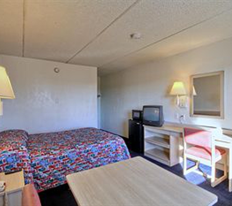 Motel 6 - Madison Heights, MI