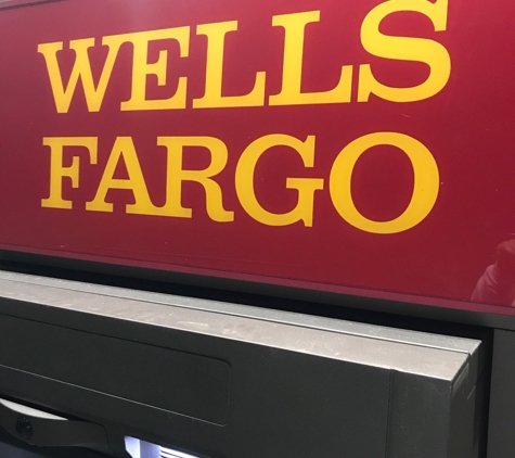 Wells Fargo Bank - Mission, TX