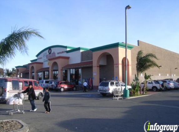 Vallarta Supermarkets - Canoga Park, CA