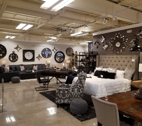 Ashley HomeStore - Grand Rapids, MI