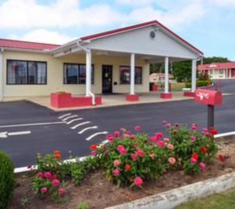 Americas Best Value Inn Wildersville - Wildersville, TN