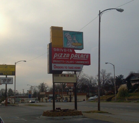 Pizza Palace - Knoxville, TN