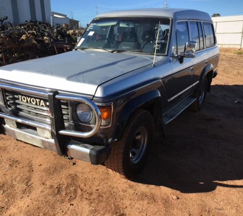 Narrandera Auto Wreckers - Narrandera, NSW