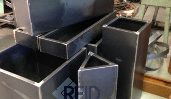 Reid Engineering Pty. Ltd. - Grovedale, VIC. Cortes Steel Planter Boxes