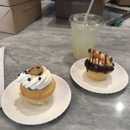 Molly's Cupcakes - American Restaurants