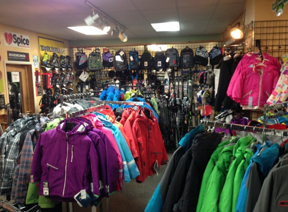 Peterson's Ski and Cycle - Blakeslee, PA