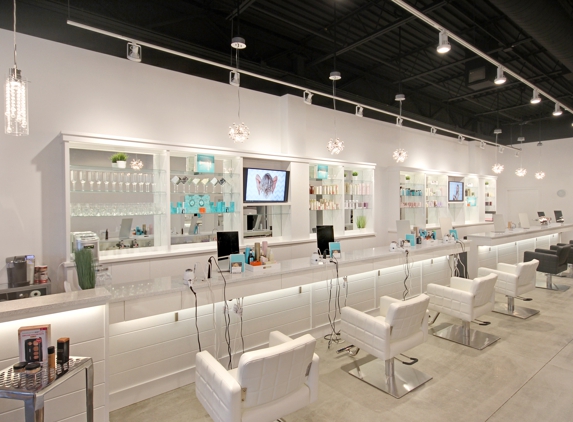 Bombshell Blow Dry Bar - Holland, MI