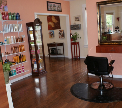 Sahara Hair Studio - Fairview Heights, IL