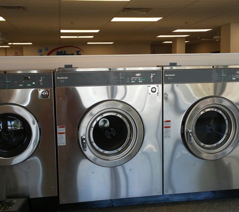 Glendale Laundromat - Denver, CO. Large washer