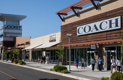 seattle premium outlet gucci