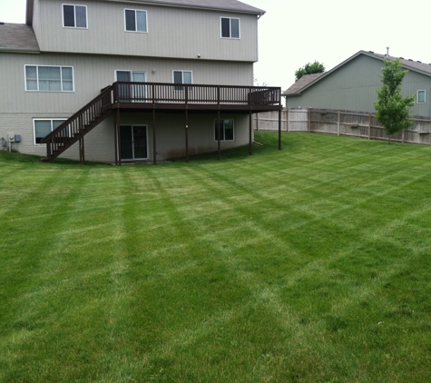 Dandy Lawn Care and Irrigation - Omaha, NE