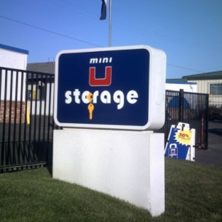 Mini U Storage - Folsom, CA