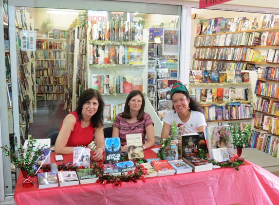 Big B Book Exchange - Burleigh Heads, QLD