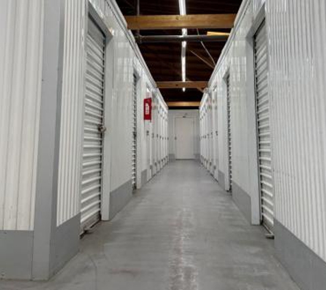 Security Public Storage - Redwood City, CA