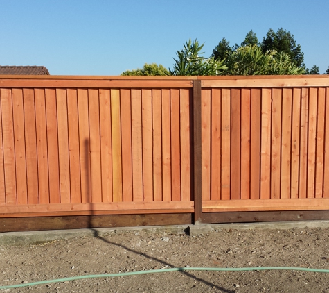 Alvarez Landscaping & Fencing