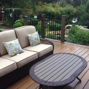 SMOKY MOUNTAIN DECK BUILDERS LLC - Knoxville, TN