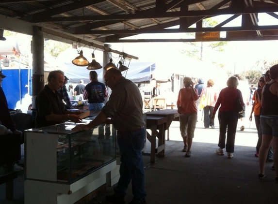 Howards Flea Market - Homosassa, FL