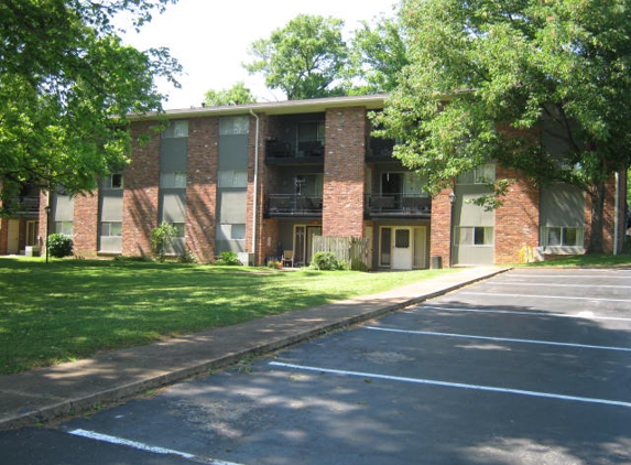 McMurray Manor Apts - Nashville, TN