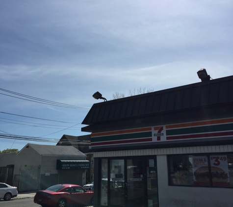 7-Eleven - College Point, NY